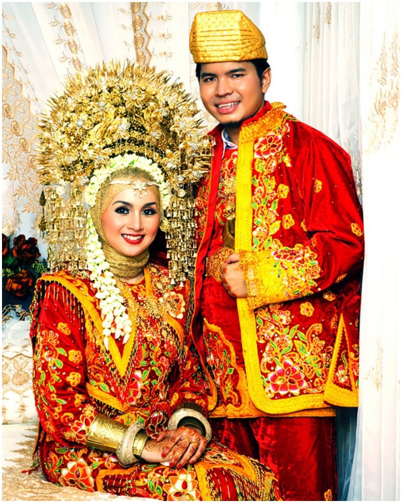 Traditional Wedding Dresses From Around the World – Page 6