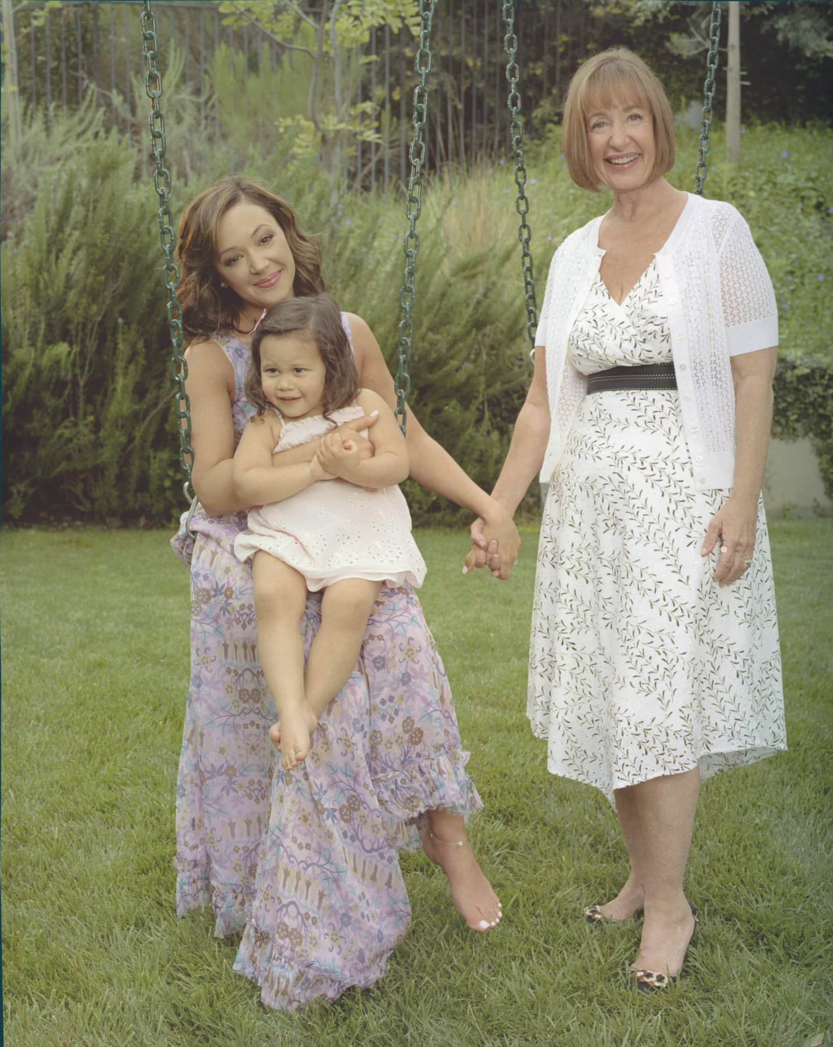 Leah Remini on X: "Happy #InternationalWomensDay to the strong woman I come from, the strong women I love and admire, and the strong woman I made. https://t.co/41KvHKwc8m" / X