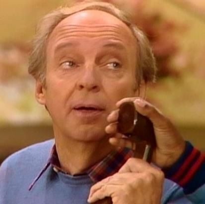 Conrad Bain Of 'Diff'rent Strokes' Dead At 89 | Spokane News | khq.com
